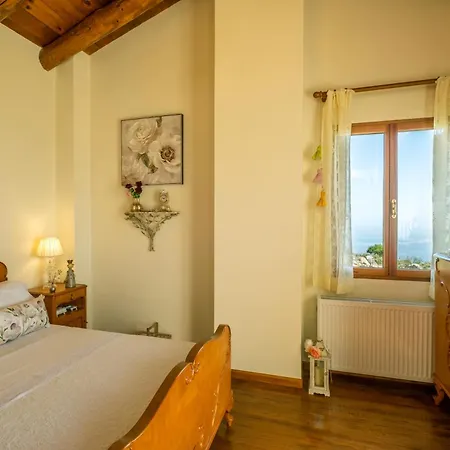 וילה Maria's Panoramic Seaview *